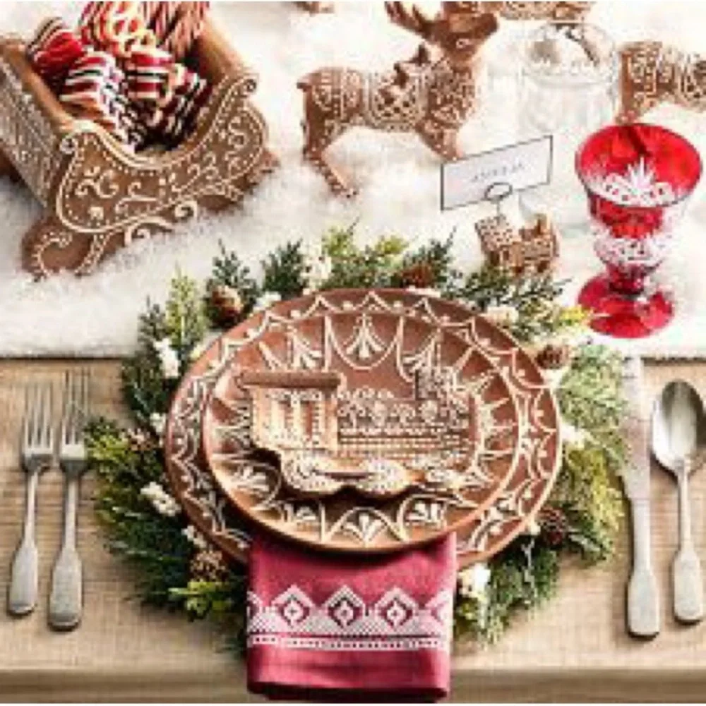 Pottery Barn Gingerbread Train 🚂 Set of 4 Appetizer plates BNIB